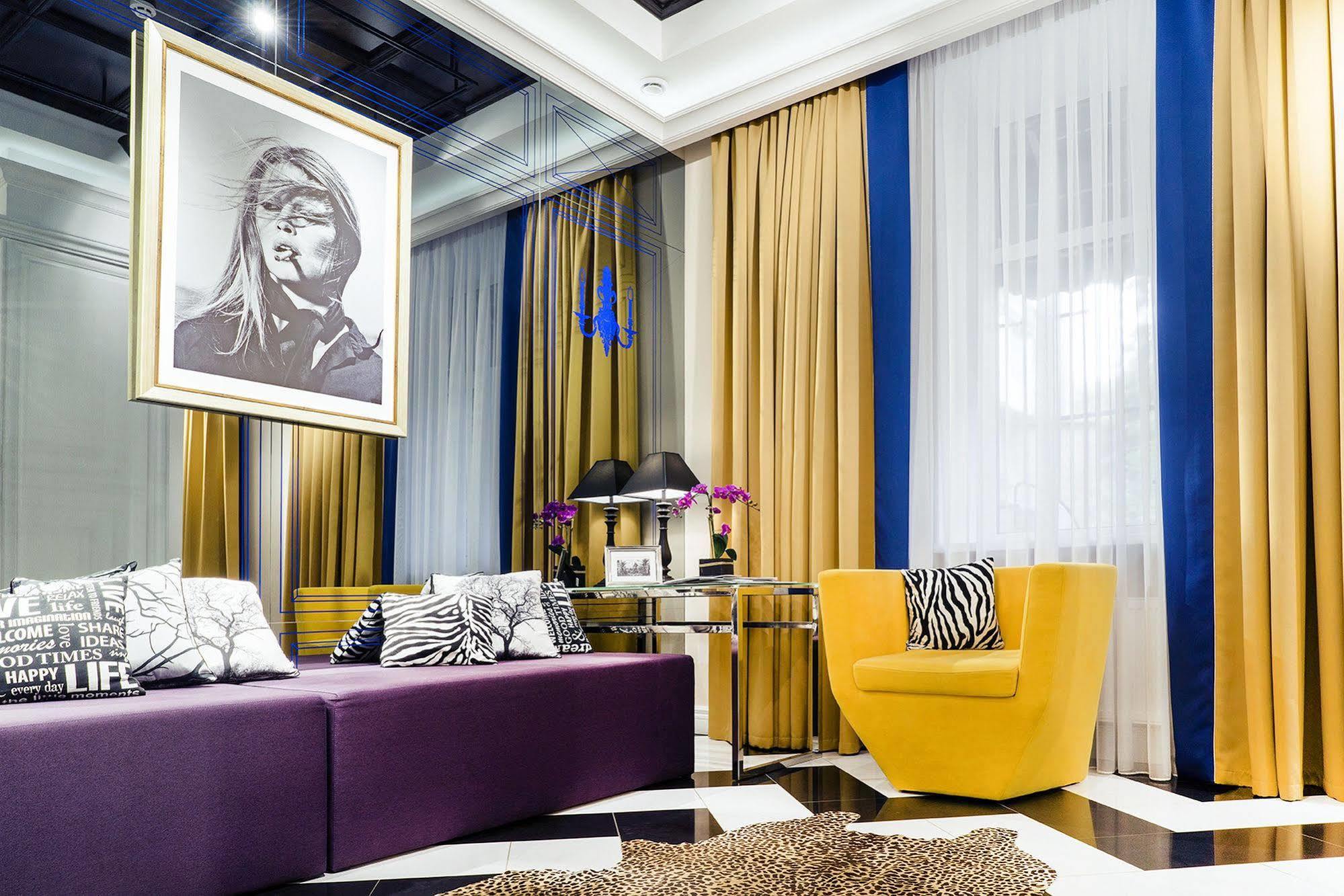 Mirax Sapphire Boutique Hotel Kharkov Luaran gambar