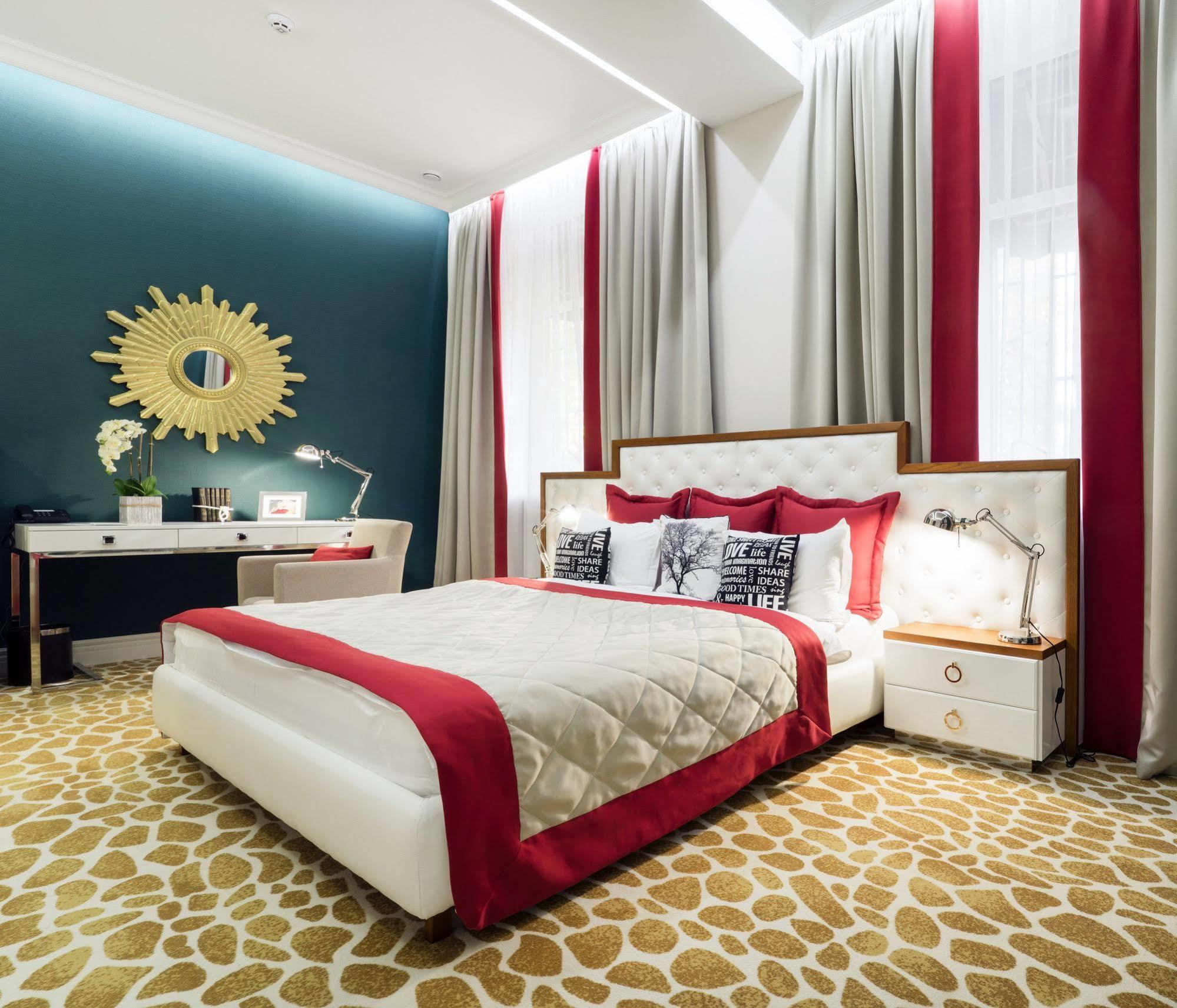 Mirax Sapphire Boutique Hotel Kharkov Luaran gambar